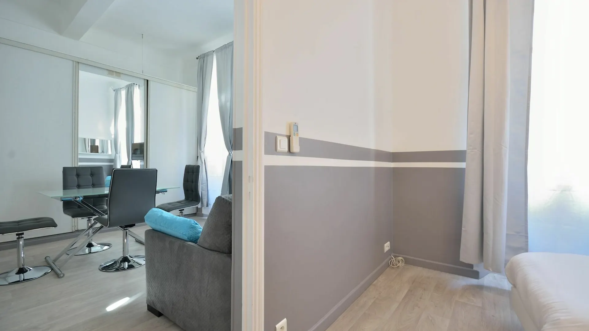 Апартаменты Appartements Du Suquet Канны Франция