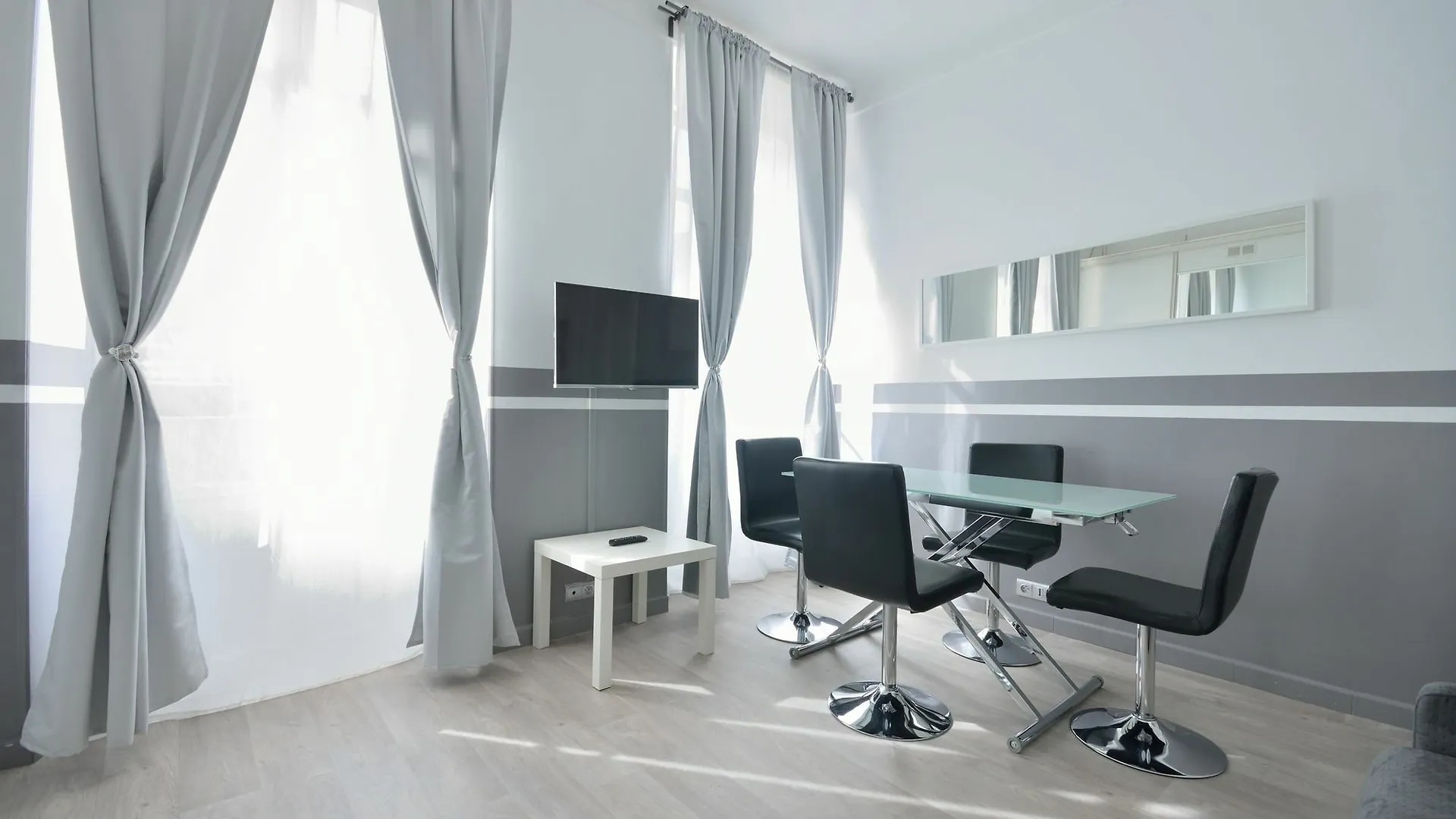 Appartements Du Suquet Cannes 0*,