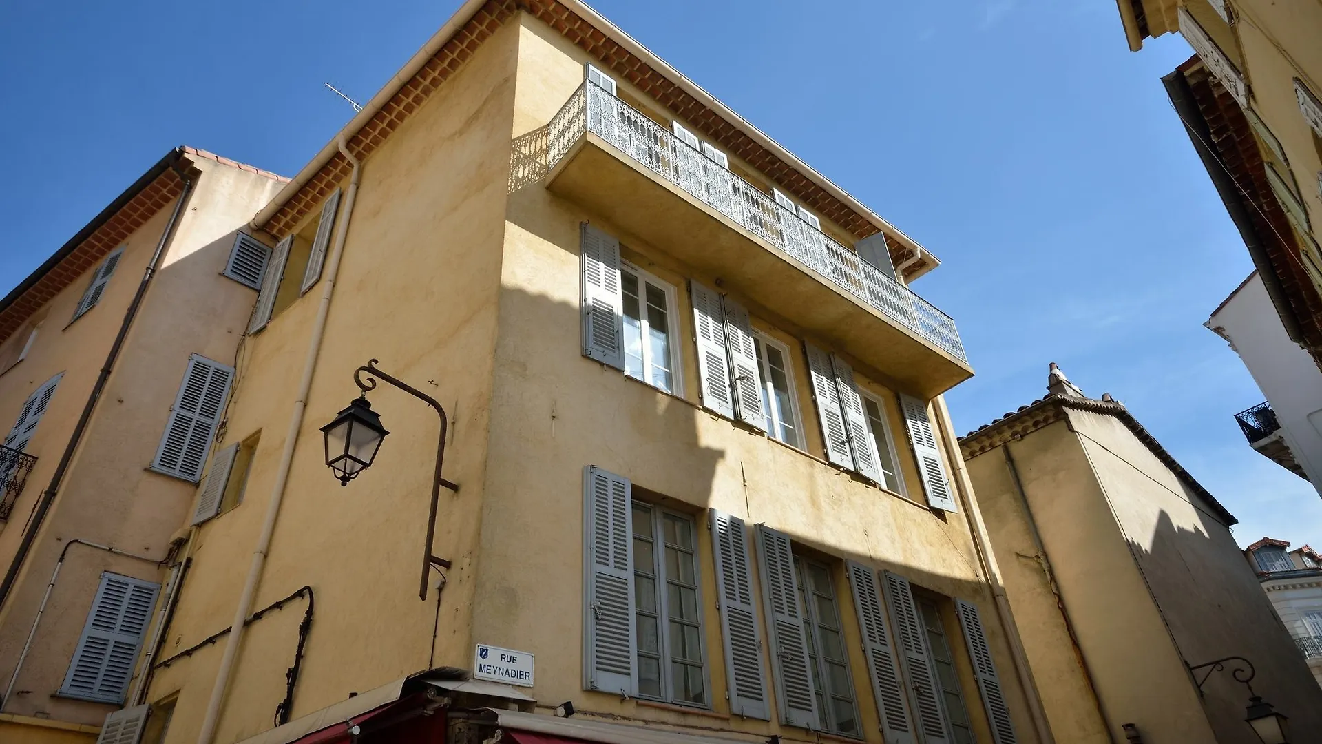 Lägenhet Appartements Du Suquet Cannes